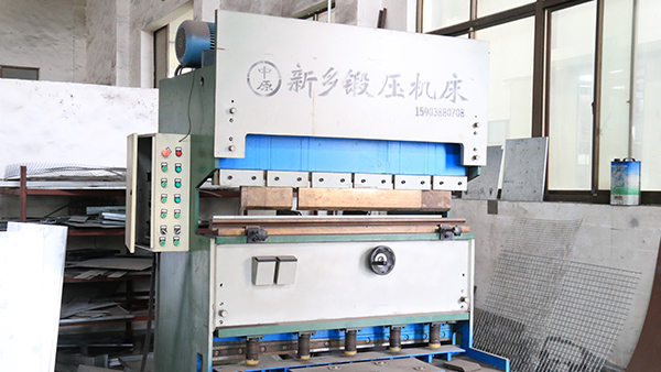 軸流風(fēng)機和離心風(fēng)機在機械通風(fēng)中的作用
